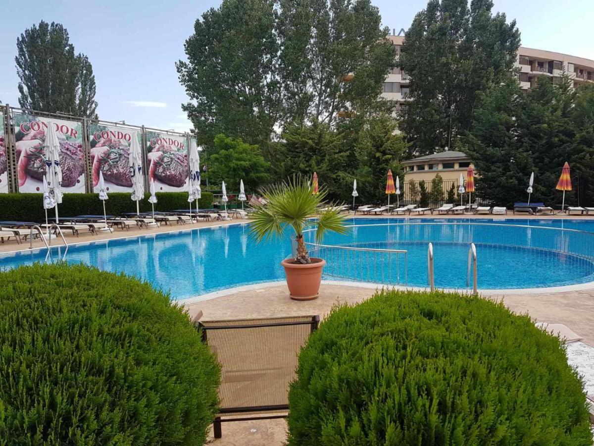 Sunny Beach Plaza 17 Apartment Bagian luar foto